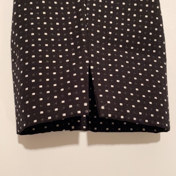 EUC CAbi black ankle cropped pant - Picture 7 of 7